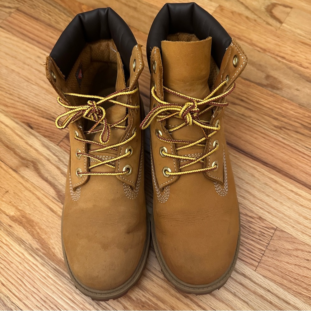Timberland Tan Boots Classic Work Style